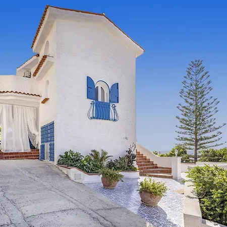 Villa Blu Marino By